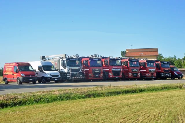 La flotta di Reggiani Spurghi (3)