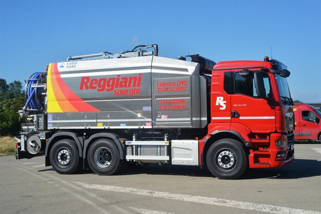 La flotta di Reggiani Spurghi (9)